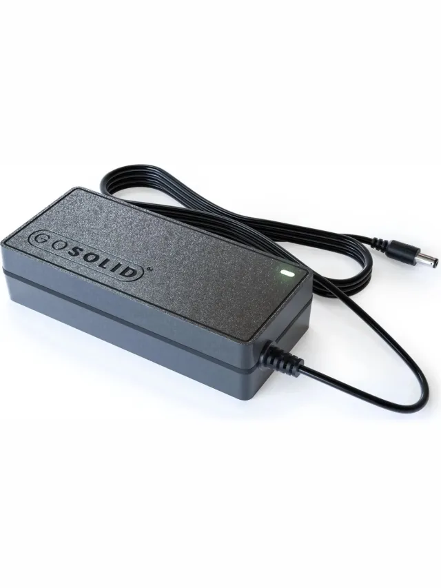 Go Solid! ® Oplader geschikt voor Inse N6 N6S N5 N5S V70 N6-1 US N6-2 N500 N550 N560 N570 N600 N660 N670 N650 Zwart