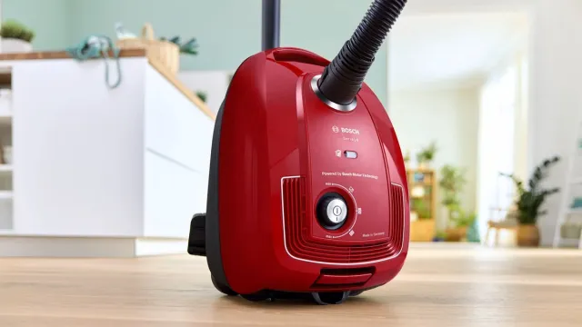 Bosch BGLS4X201 Serie 4 - Stofzuiger met zak - Rood Rood - Standaardmodel
